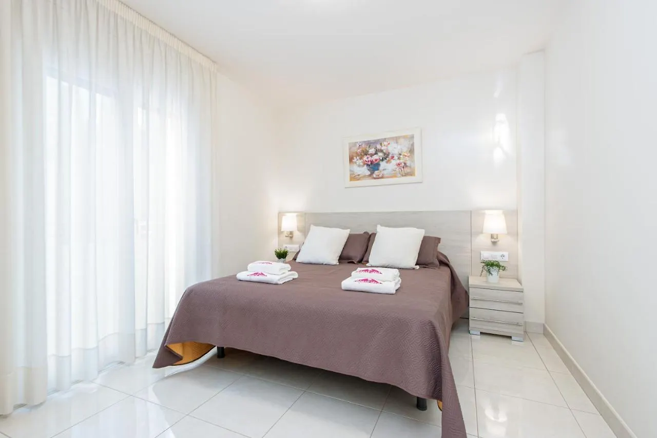Apart-Rent Apartamento Francesc Macia 1º 2001 Roses Apartman
